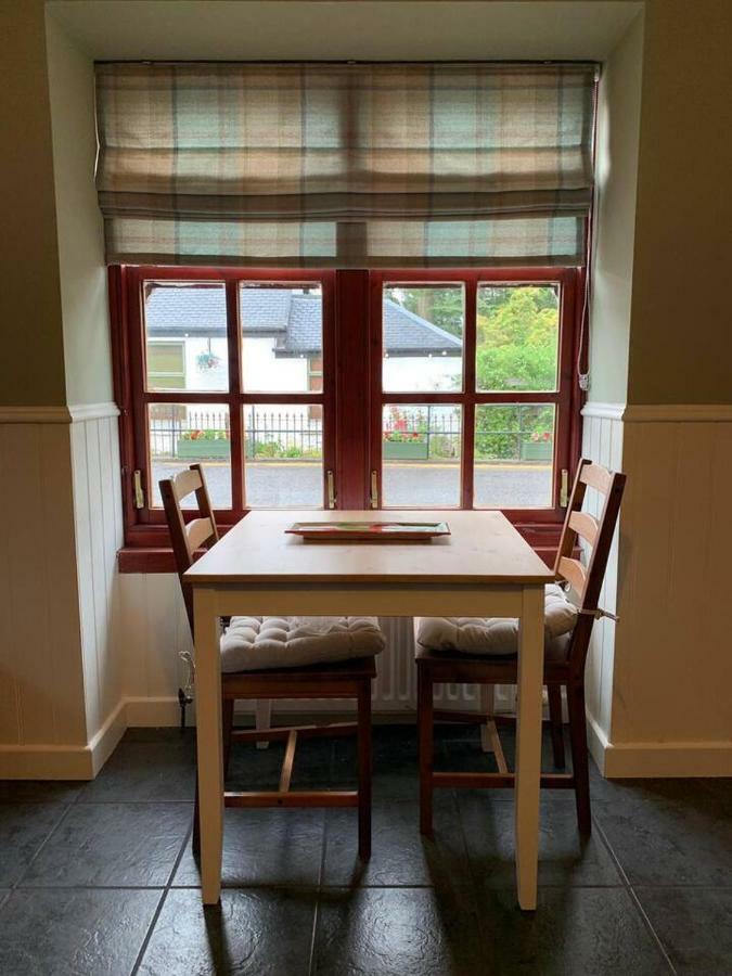 Cosy, Country Apartment In The Heart Of Drymen Extérieur photo